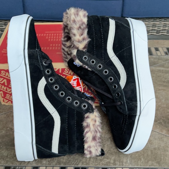 Vans Other - VANS SK8-HI PLATFORM MTE BLACK/LEOPARD FUR MENS